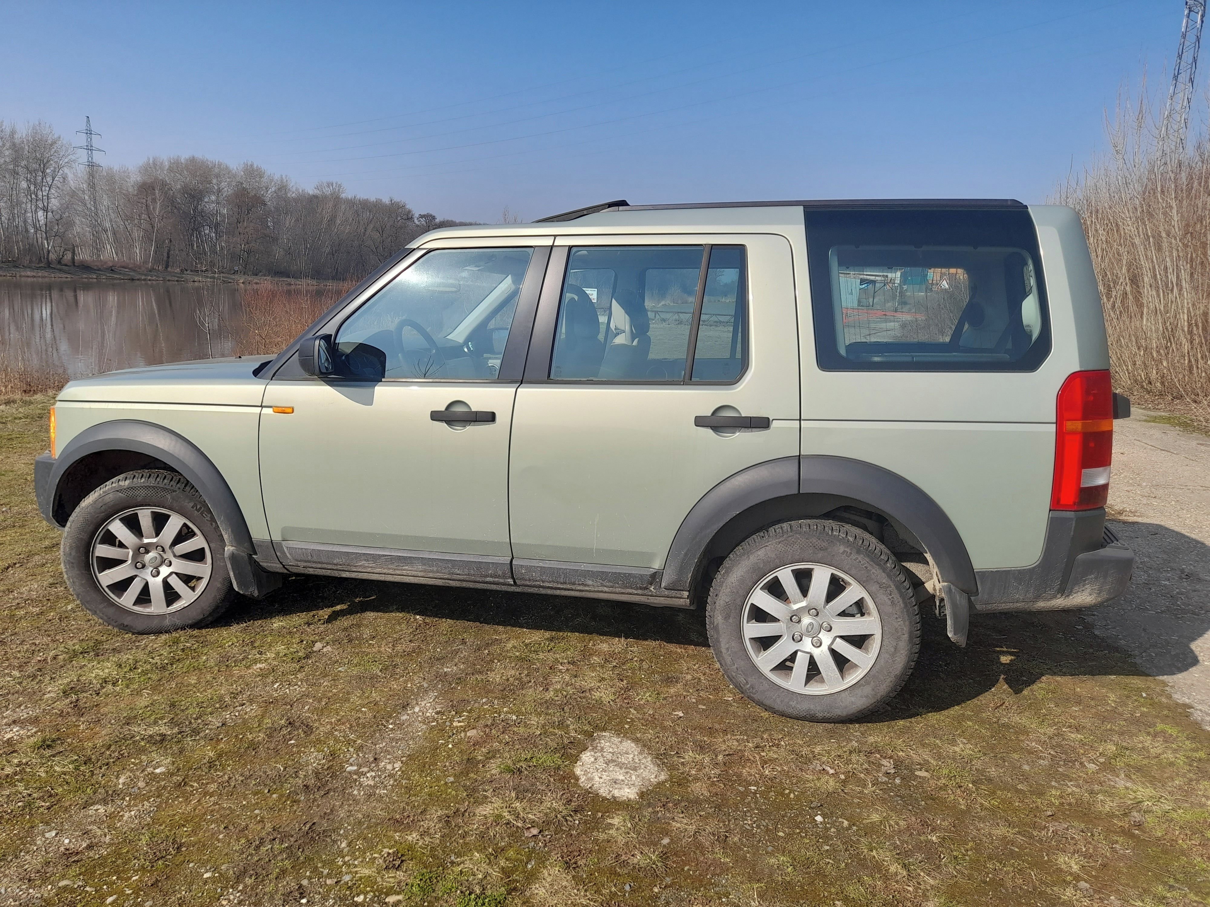 Land Rover Discovery, TDV6, 7 míst