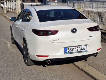 Mazda 3 - 2.0 e-SkyactivG/Plus