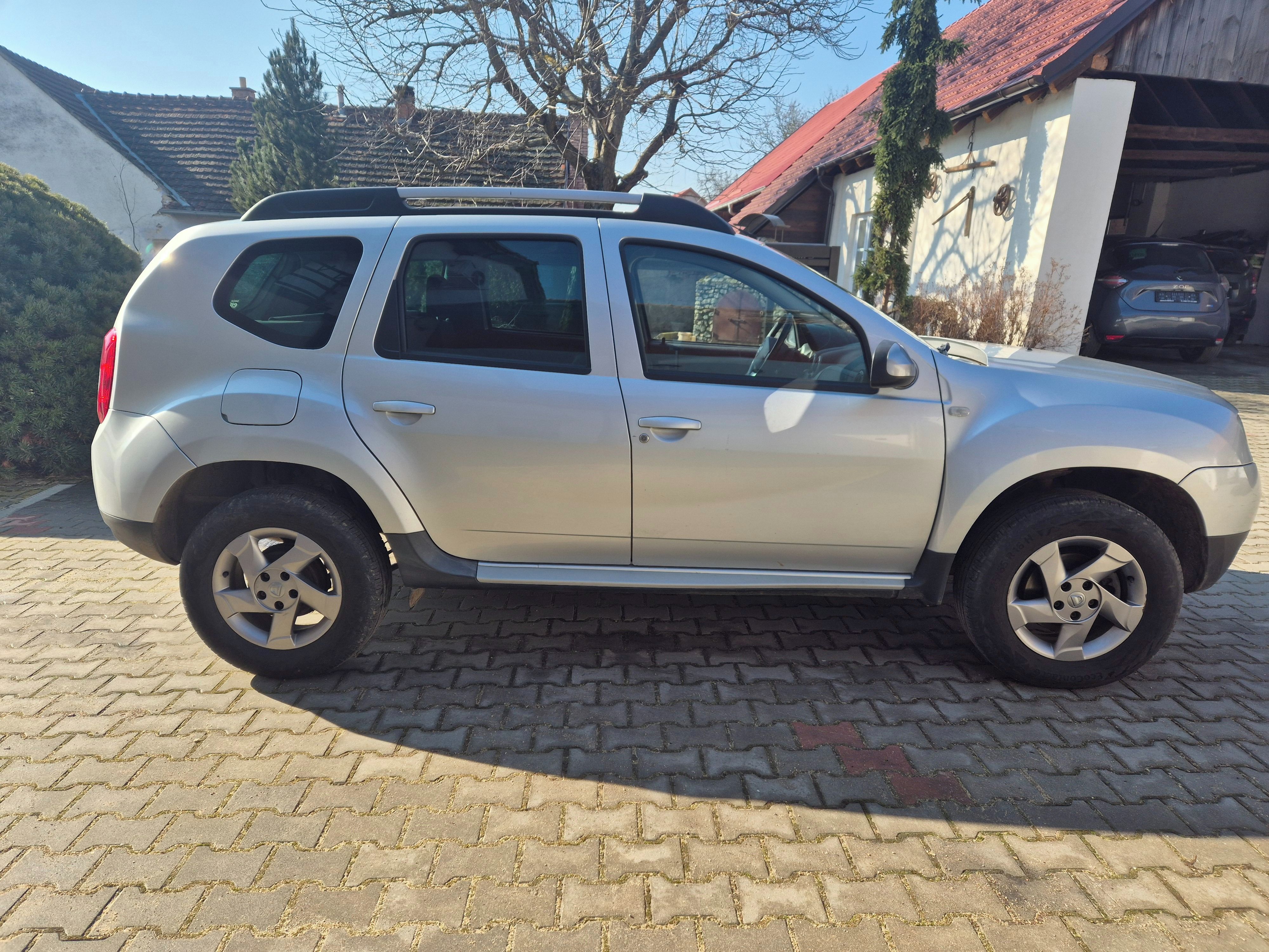 Dacia Duster, 1,5 dCi 4x4 auto bez investic - fotka 4