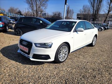 2,0 TDI,S-line,navi,výhřev,xen