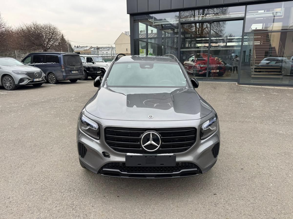Mercedes-Benz GLB, 200 d 4MATIC - fotka 2