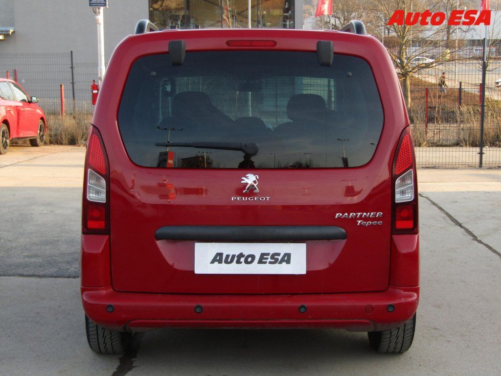 Peugeot Partner, 1.6HDi,ČR,servis.kniha,AC - fotka 5