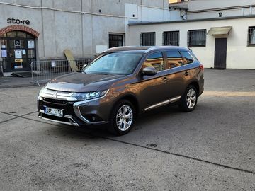 2.0i*MIVEC*AUTOMAT*4x4*1ČR*7MI