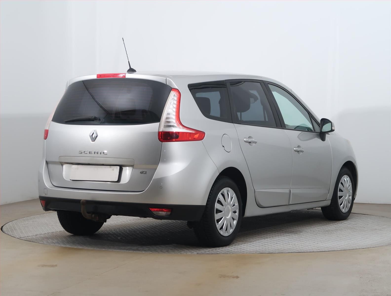 Renault Grand Scénic, 1.5 dCi, Automatická klima - fotka 5