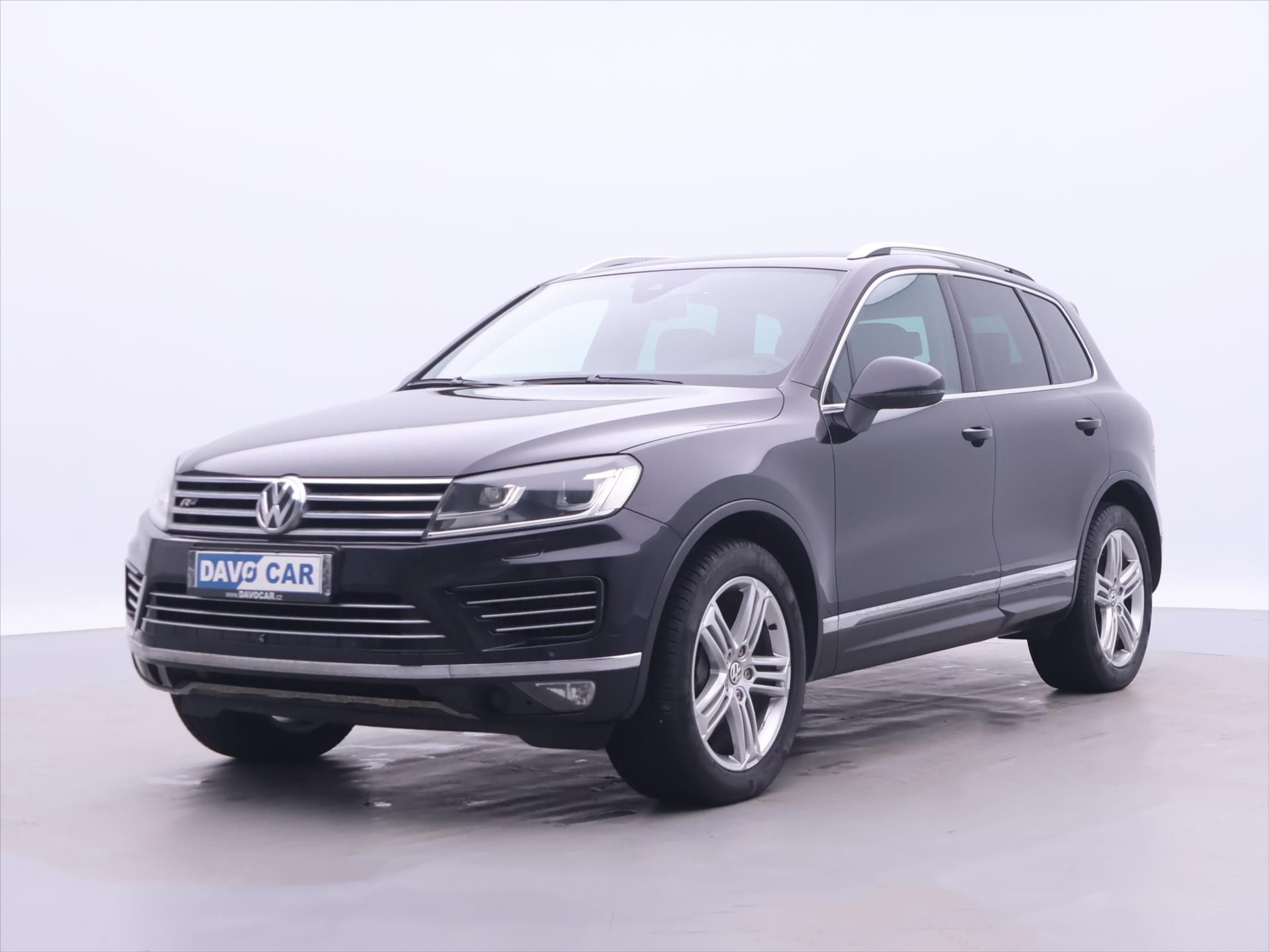 Volkswagen Touareg, 3,0 TDI V6 DSG R-LINE CZ 4M - fotka 3