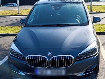 218i Grand Tourer, 7 míst