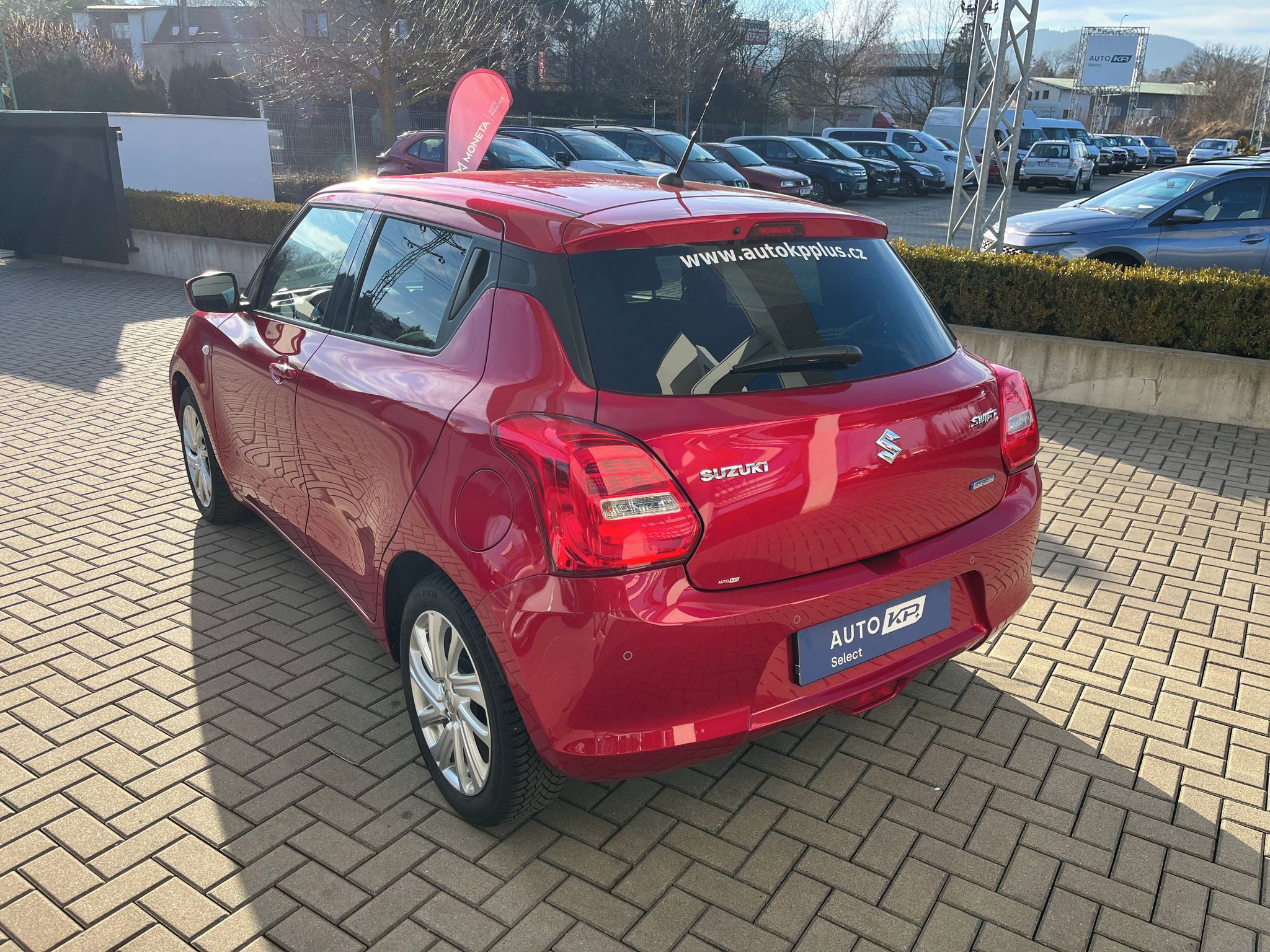 Suzuki Swift, 1.2 DualJet Hybrid Premium - fotka 4