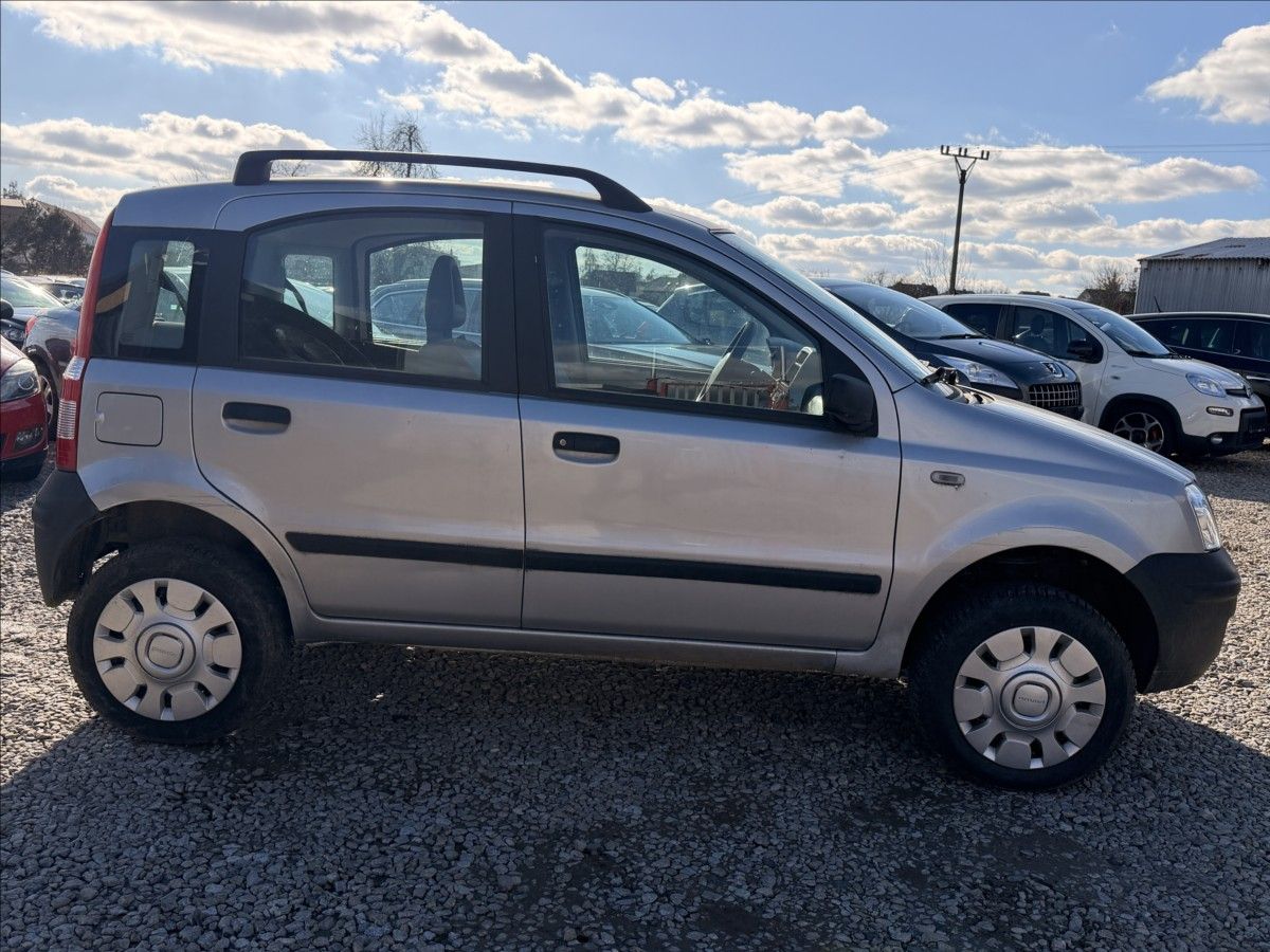 Fiat Panda, 1,2 i 4X4 - fotka 4