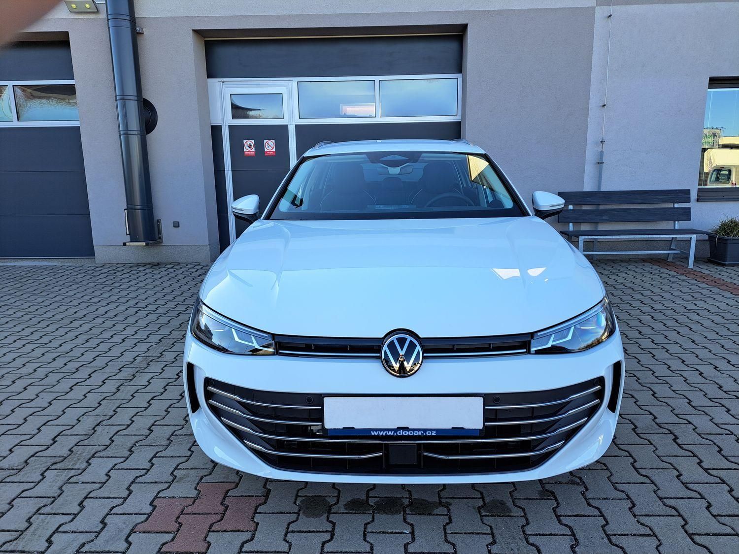 Volkswagen Passat, 1.5 TSI Business 150kW eHybrid - fotka 3