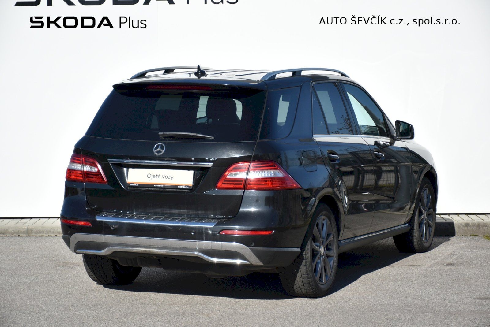 Mercedes-Benz Třídy M, 3.0 Cdi 190kW 4x4 - fotka 2