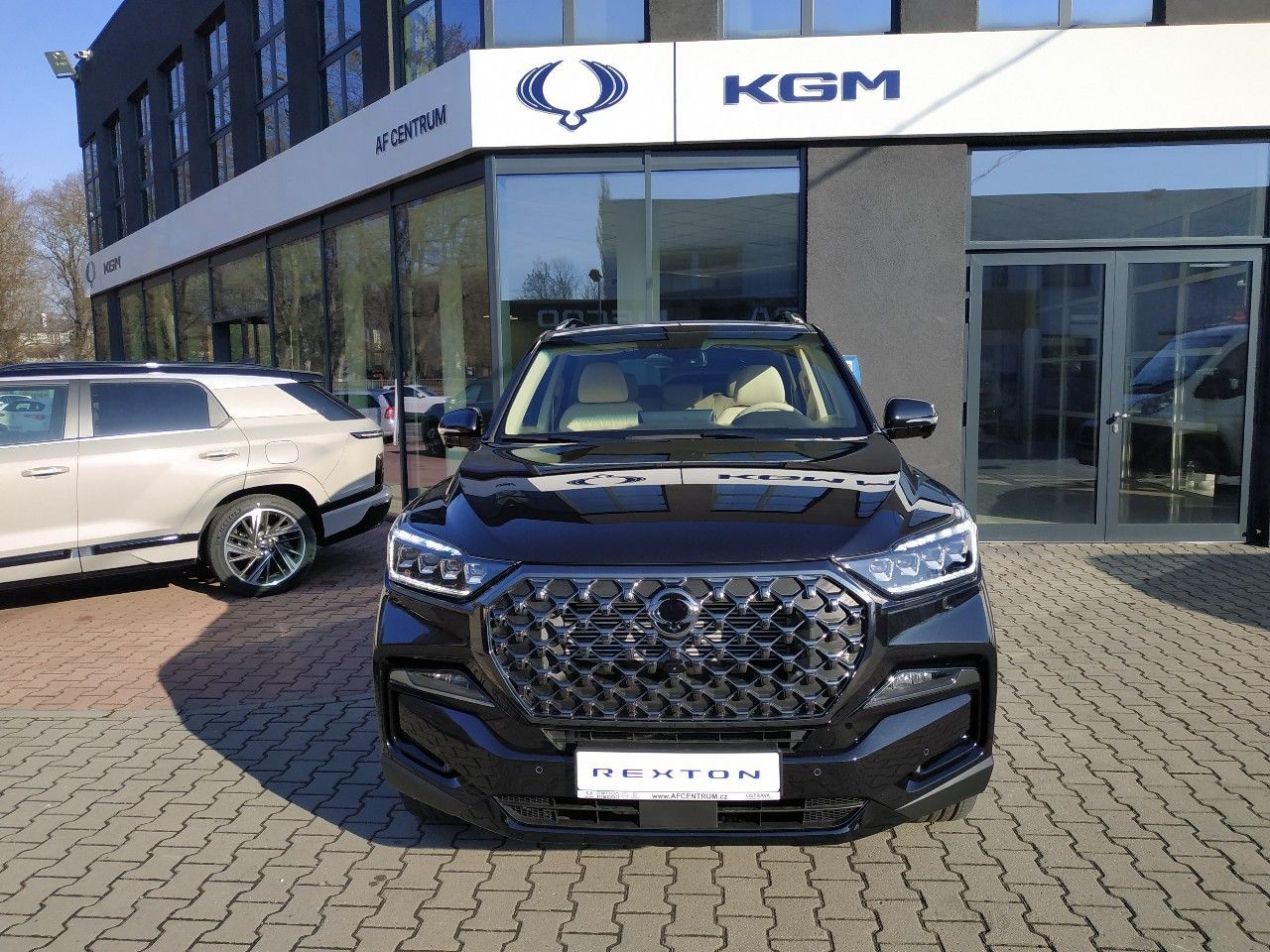SsangYong Rexton, 2.2 Black Ed. 4WD, AT, SKLADEM - fotka 2