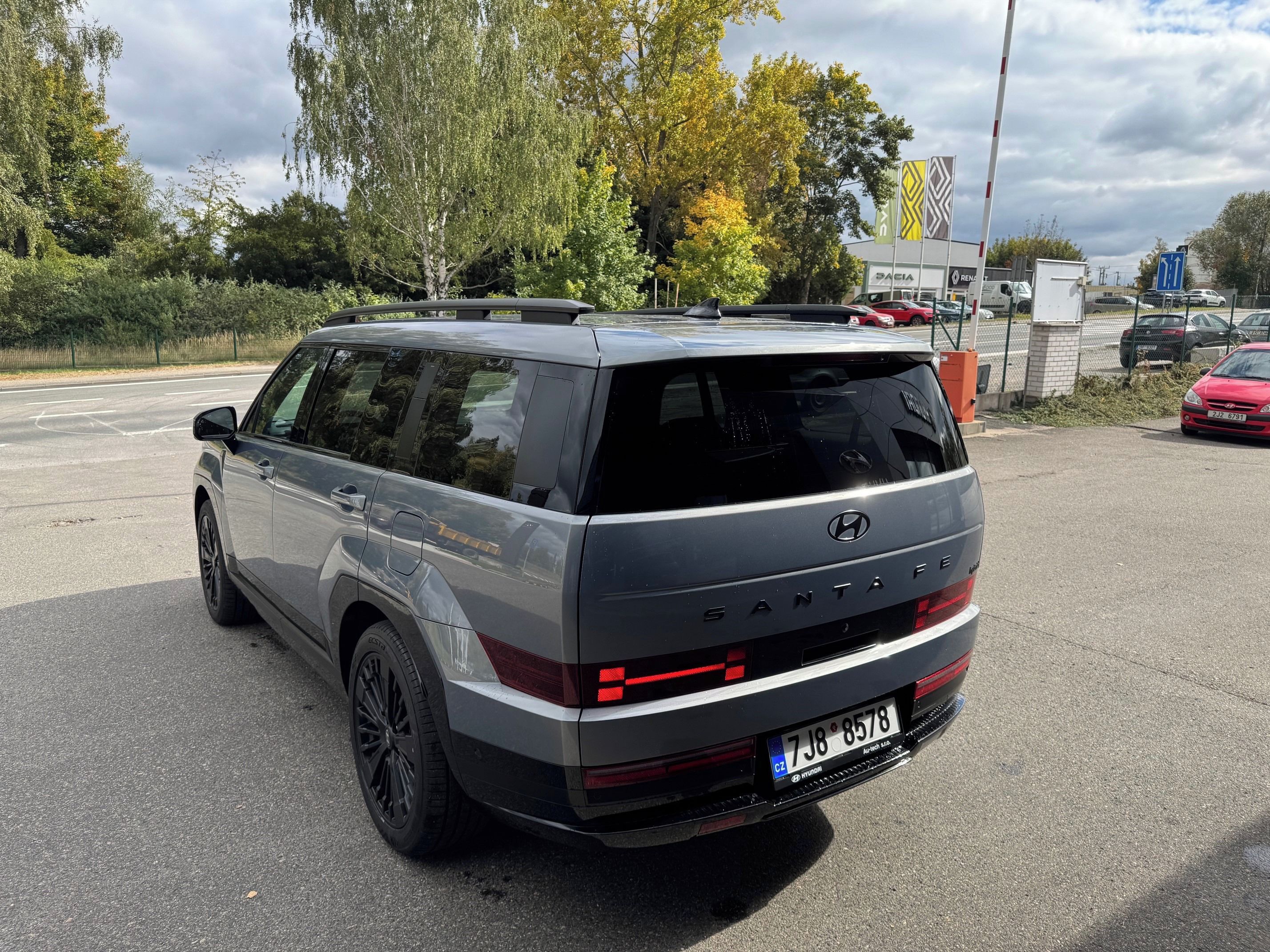 Hyundai Santa Fe, 1,6 T-GDI HEV 4WD CALLIGRAPHY - fotka 3