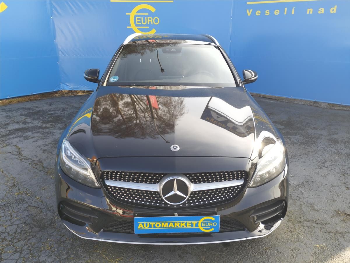 Mercedes-Benz Třídy C, 2,0 CDi 143KW AMG PAKET - fotka 2