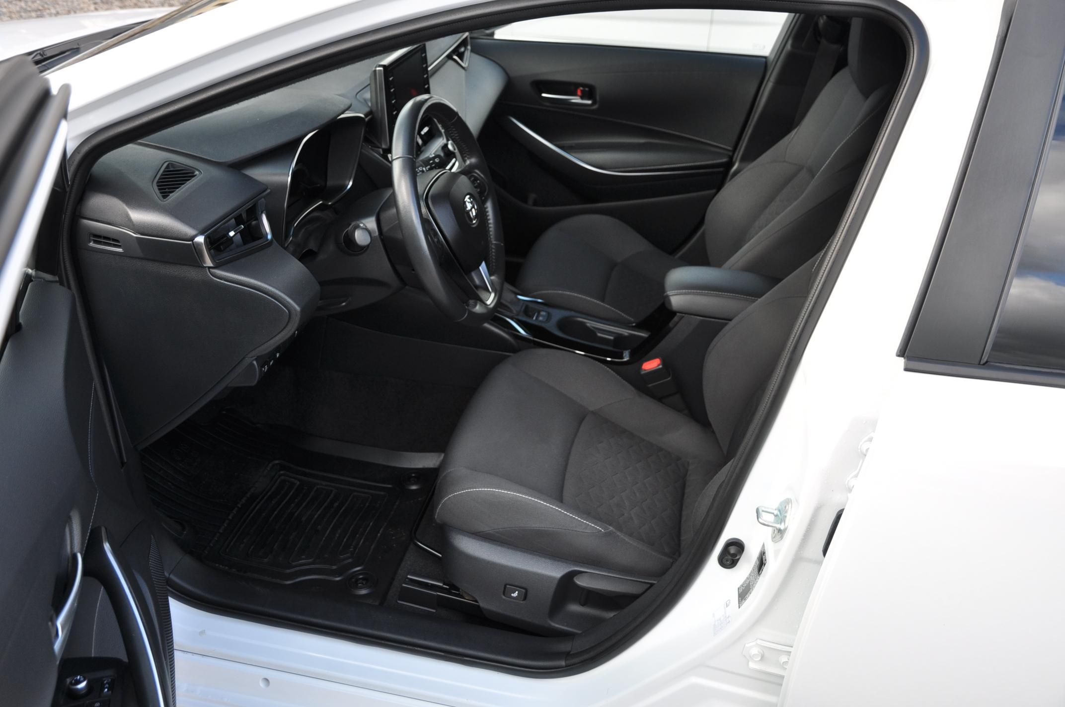 Toyota Corolla, 1.8 Hybrid 72kW KOMBI - fotka 6