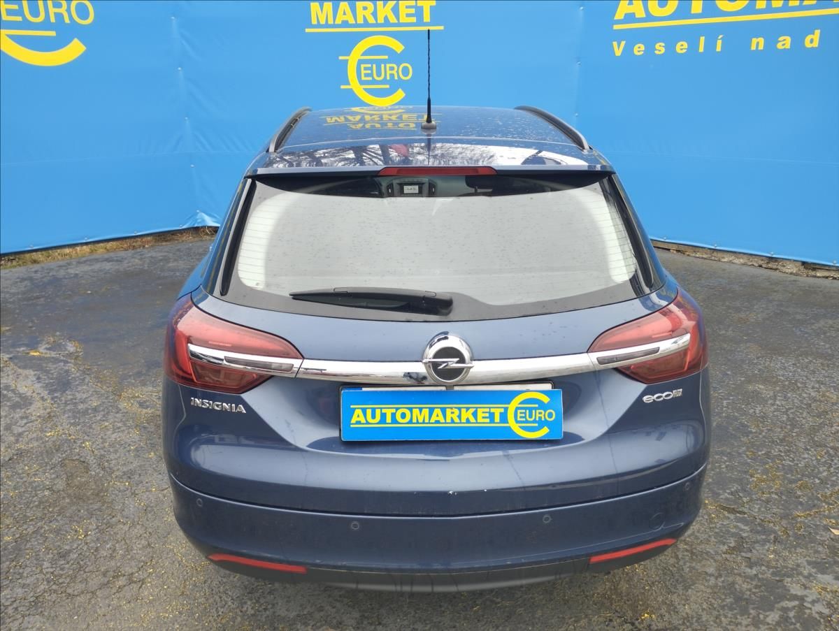 Opel Insignia, 2,0 CDTi 88KW - fotka 5