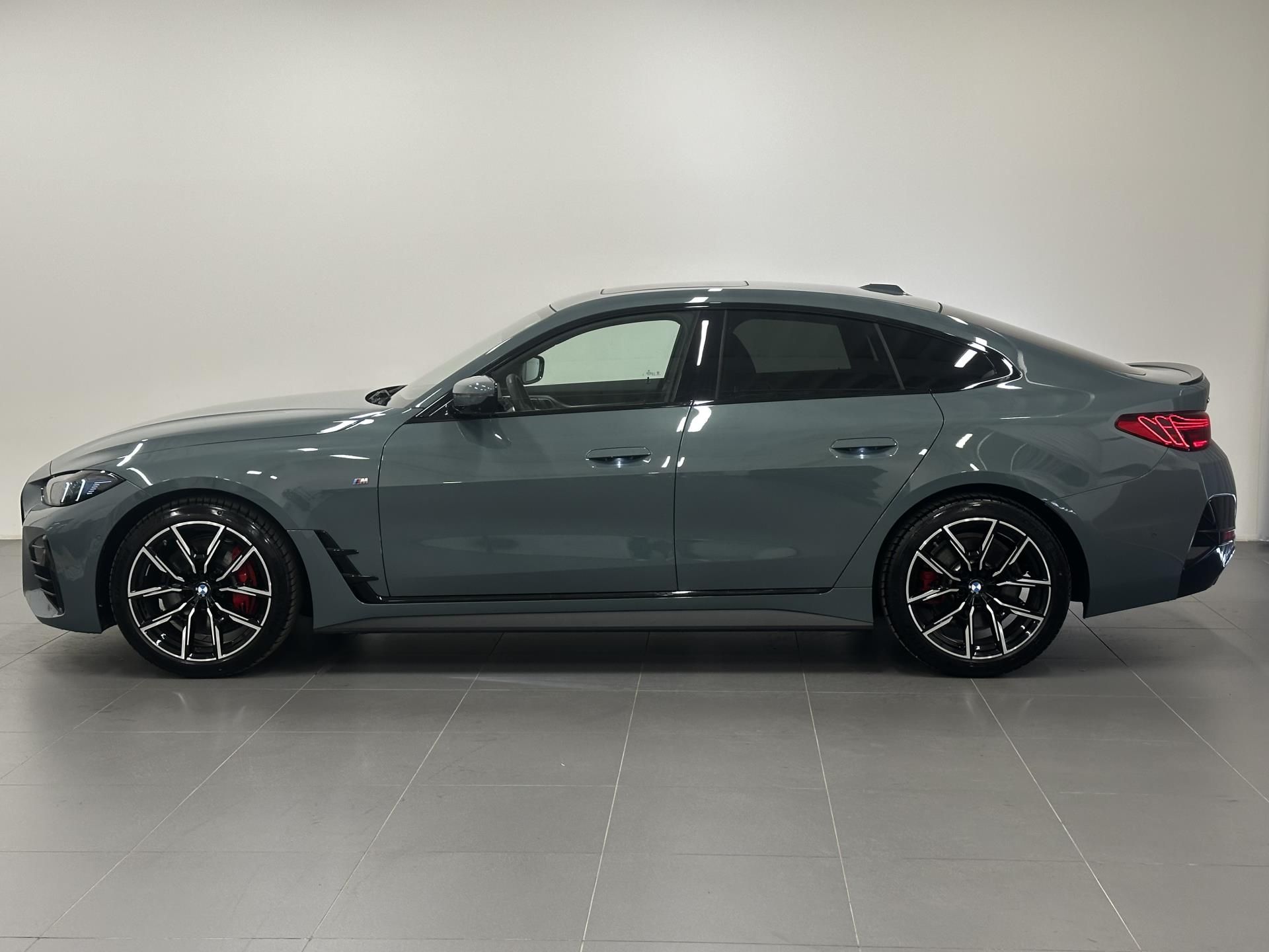 BMW Řada 4, 430d xDrive Gran Coupé M PRO - fotka 2