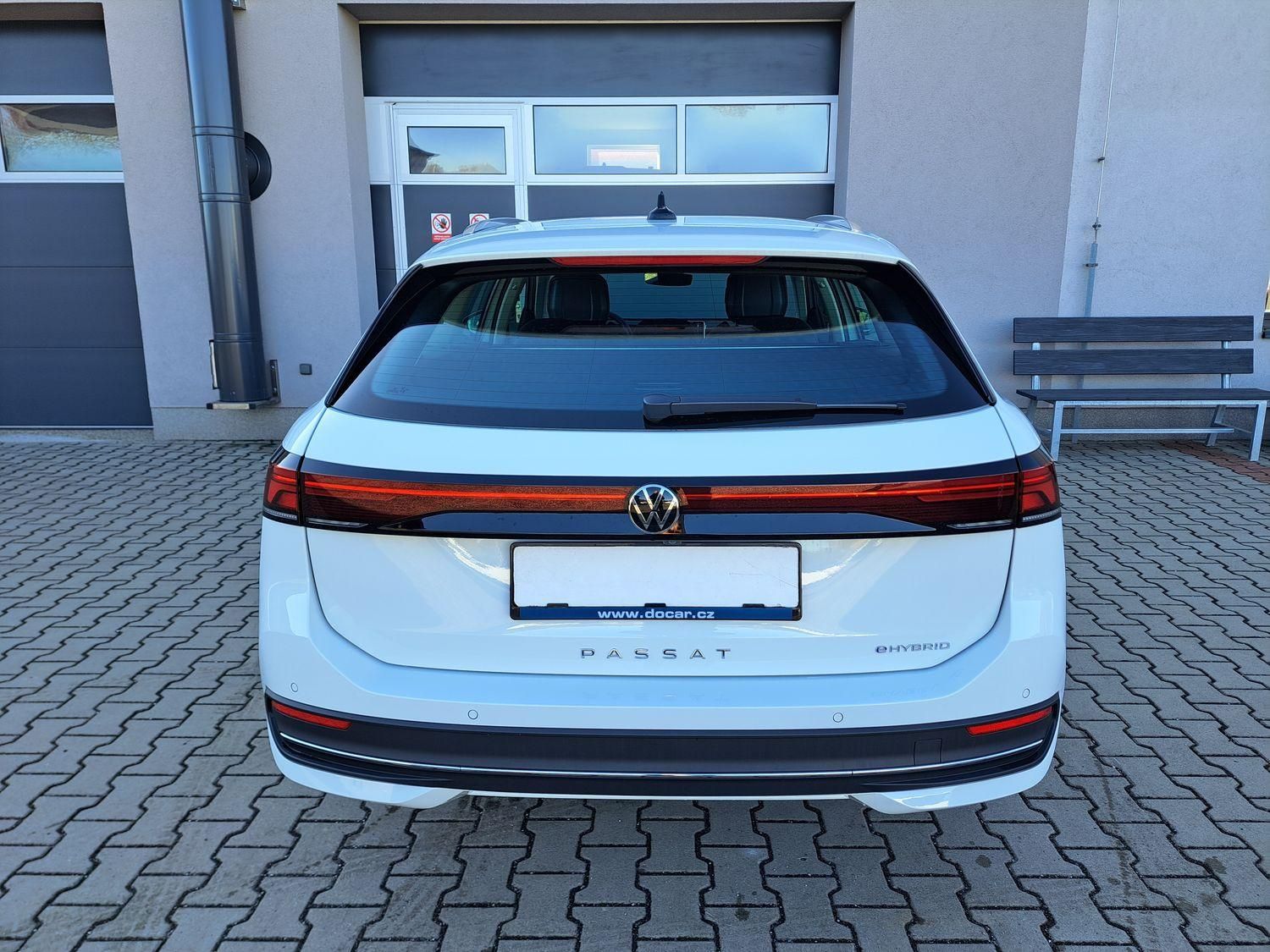 Volkswagen Passat, 1.5 TSI Business 150kW eHybrid - fotka 5