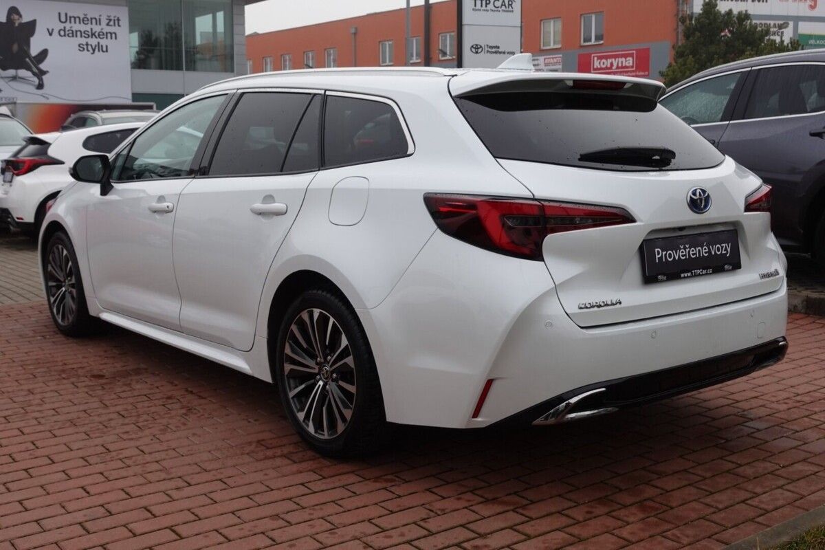 Toyota Corolla, 2,0HSD Style - fotka 6