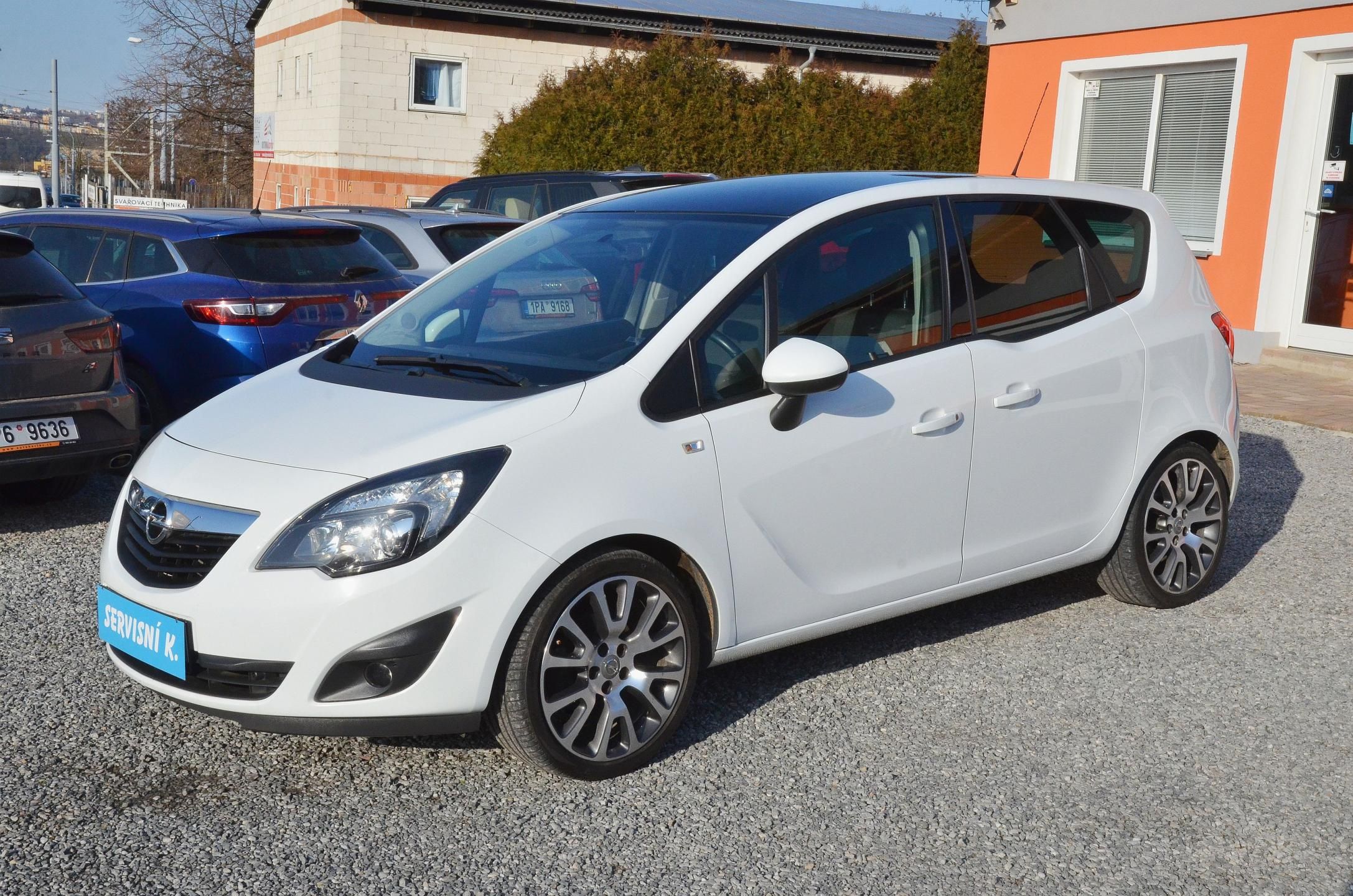 Opel Meriva, 1.4 88kW Design Ed. / 2x kola - fotka 3