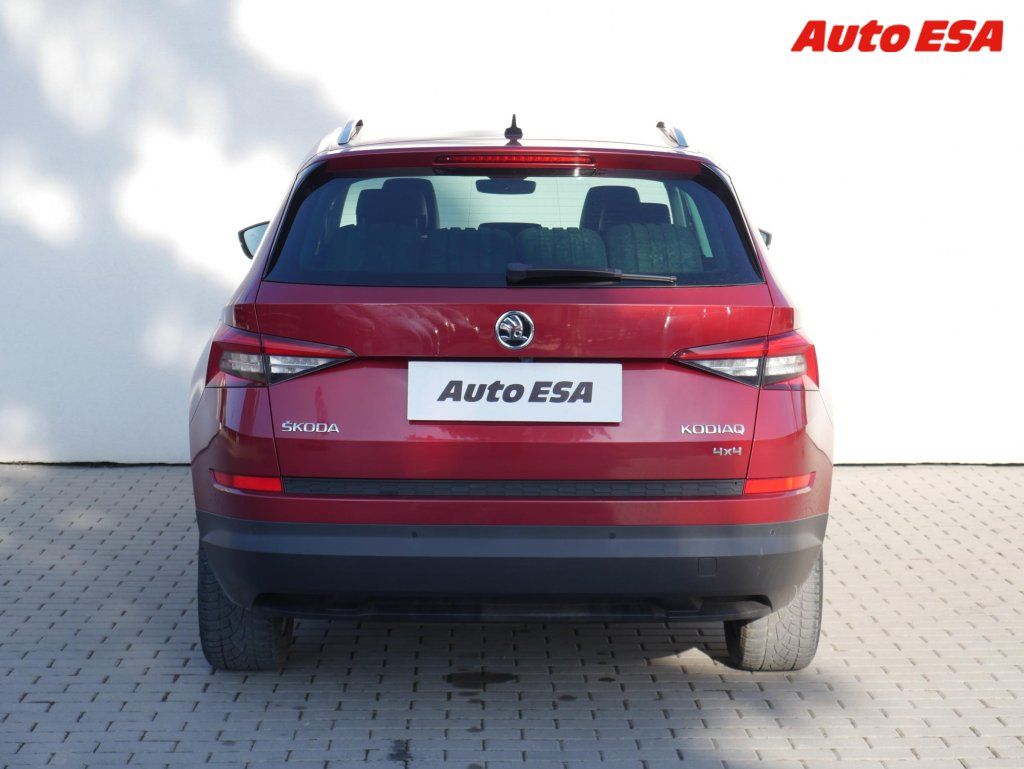 Škoda Kodiaq, 2.0TDi 4x4,Style,DSG,LED - fotka 5