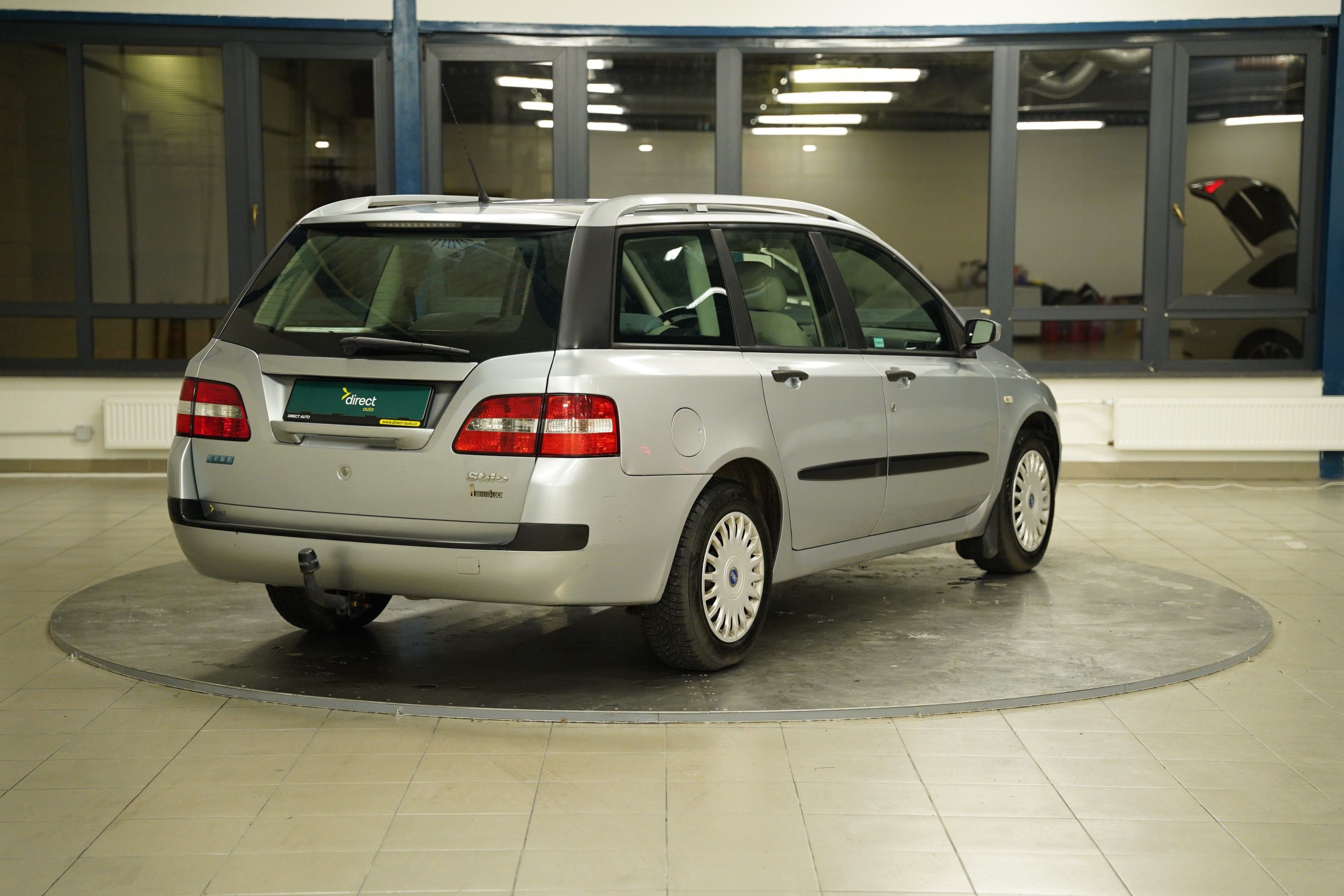 Fiat Stilo, 1.4 16V 70kW - fotka 2