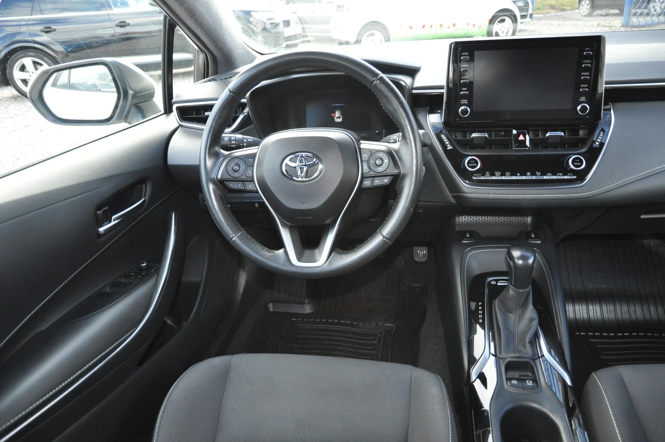 Toyota Corolla, 1.8 Hybrid 72kW KOMBI - fotka 5