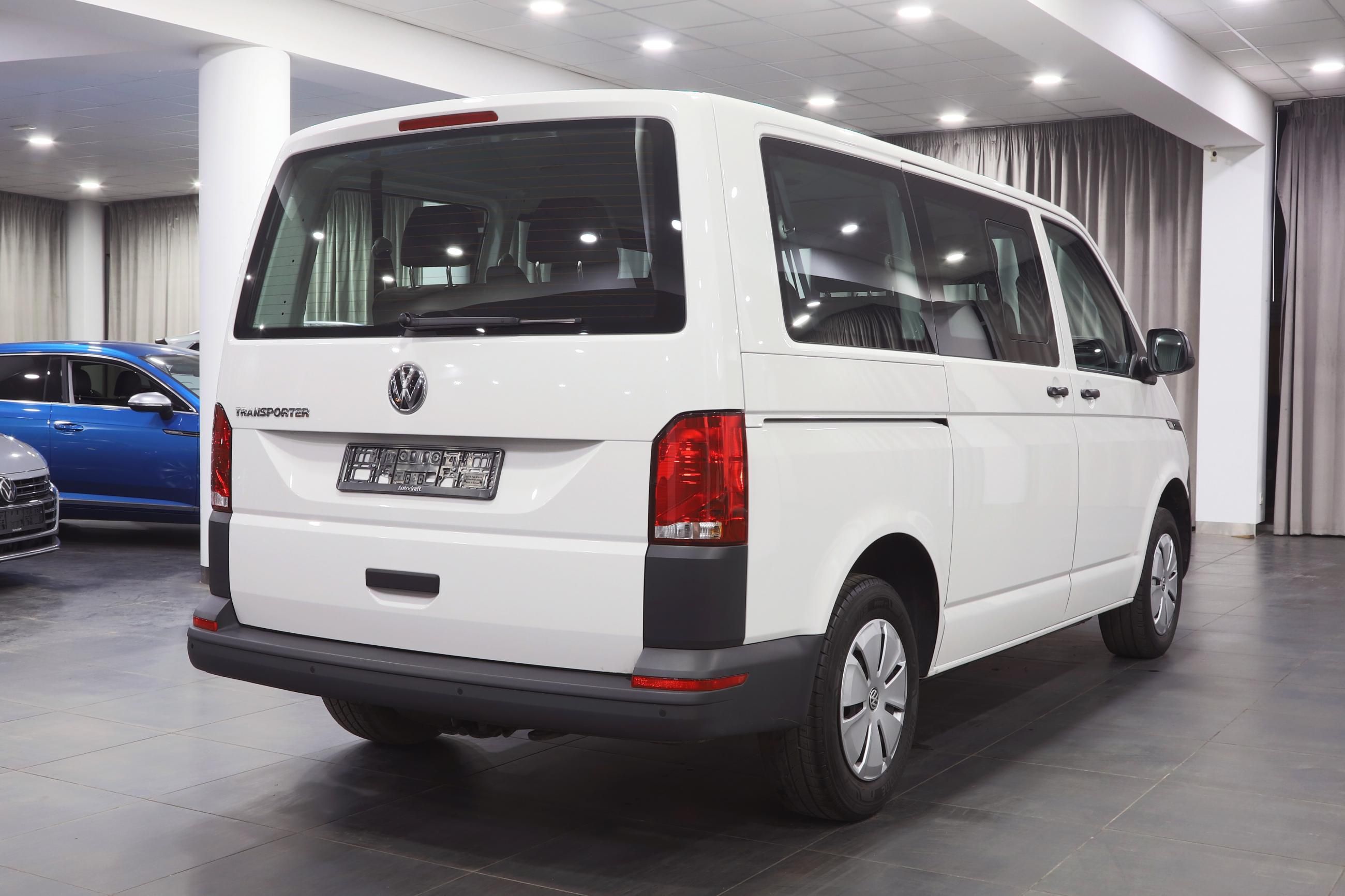 Volkswagen Transporter, T6 2.0 TDI 110kW DSG / 9-míst - fotka 3