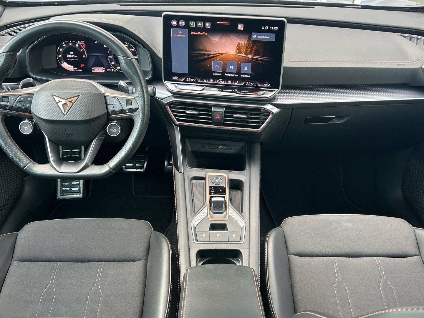 Cupra Formentor, 1.5 eTSI 7DSG - fotka 5