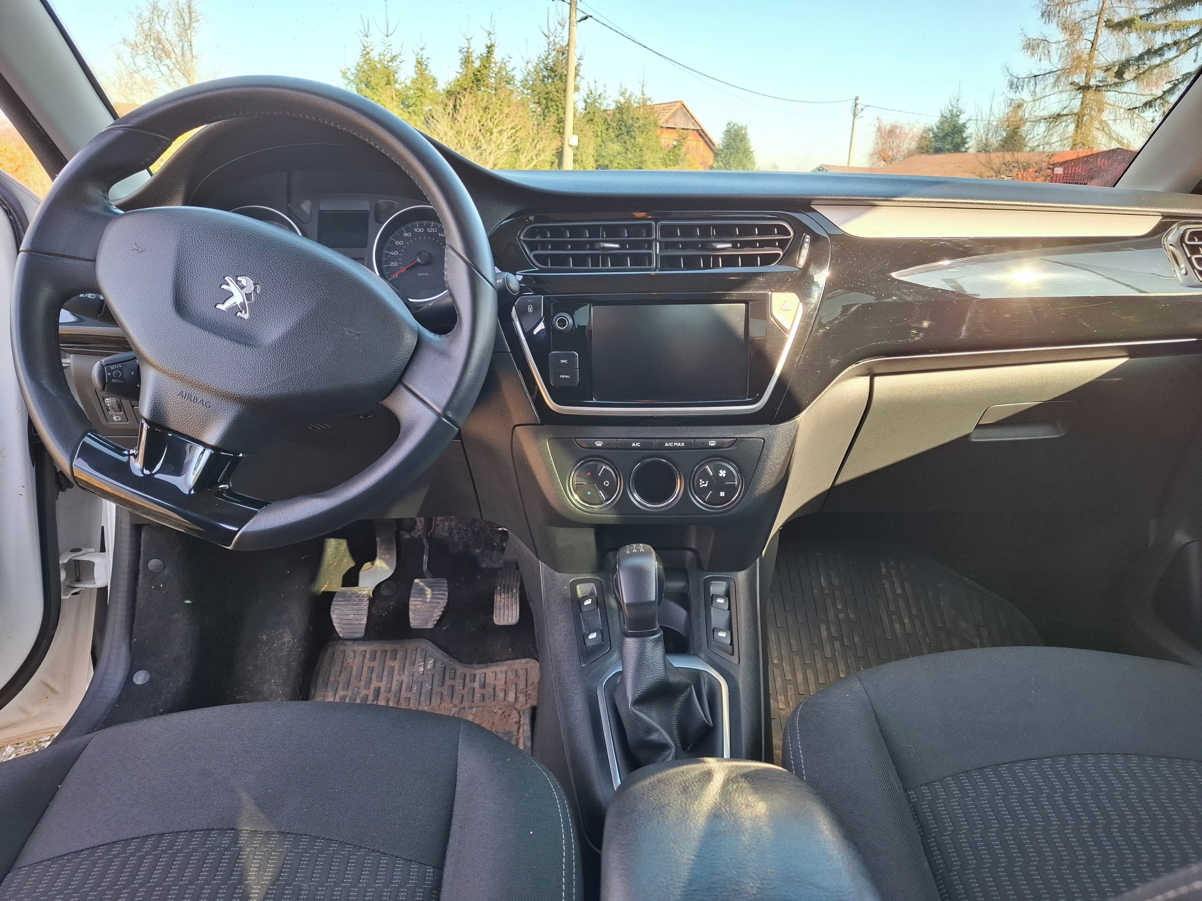 Peugeot 301, 1,2 PureTech, 2019, ALLURE - fotka 5