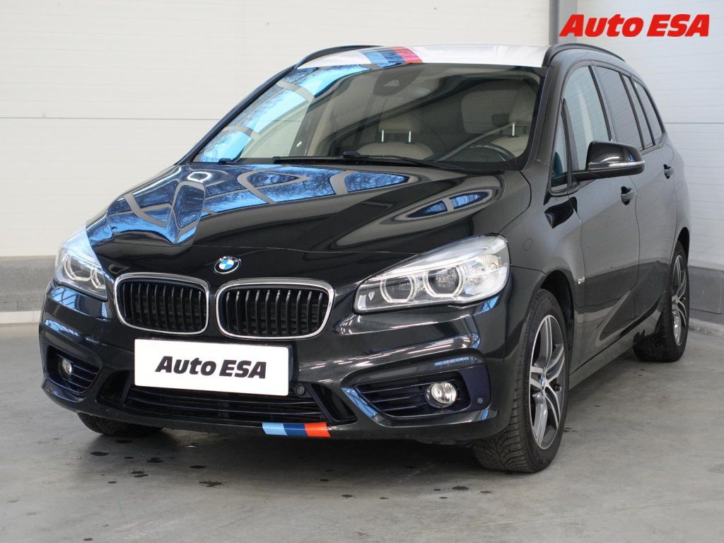 BMW Řada 2, 2.0d 220d xDrive,AT,navi - fotka 3