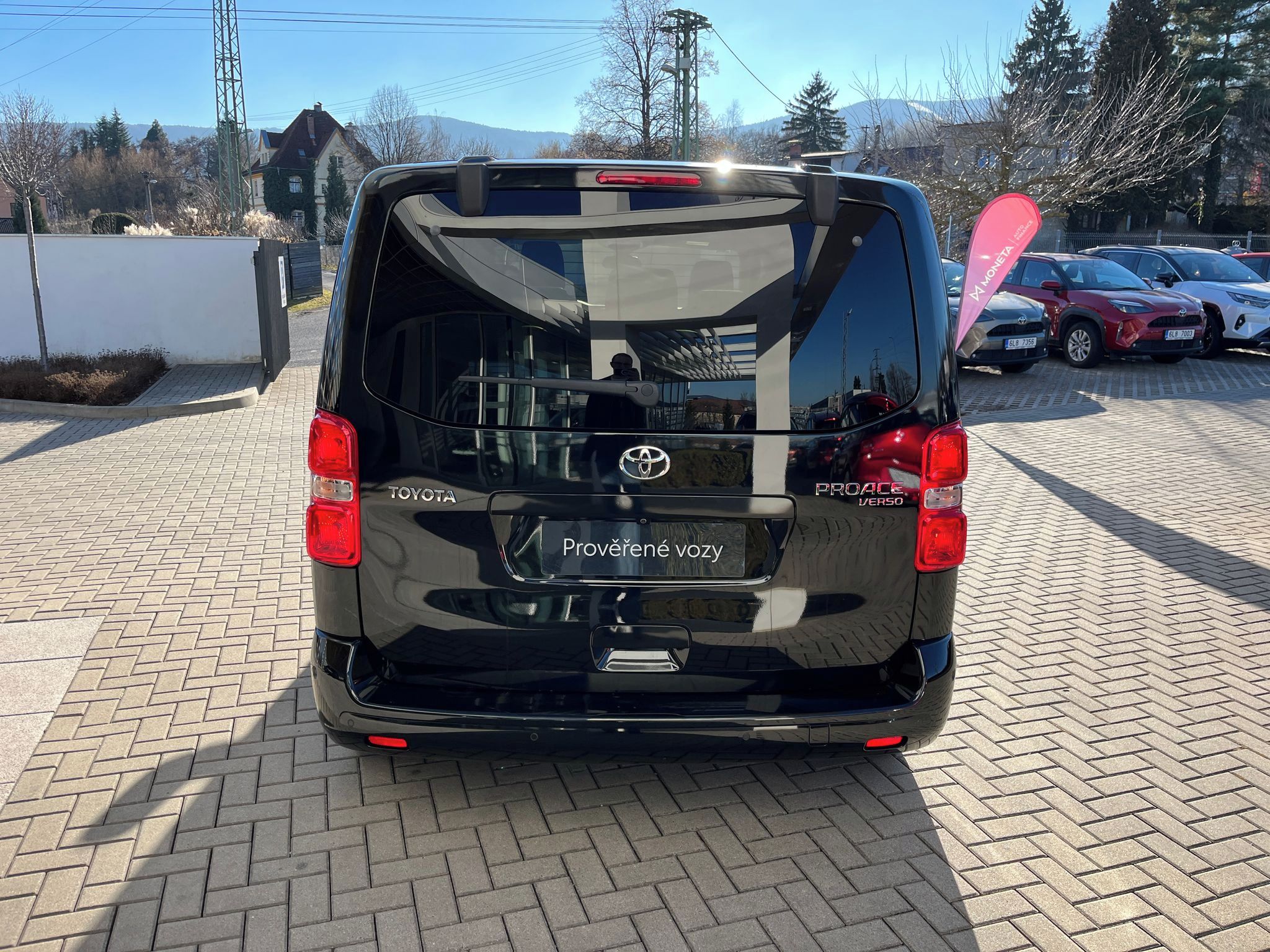 Toyota Proace Verso, 2,0 177k VIP L1 Webasto 8AT 7s - fotka 5