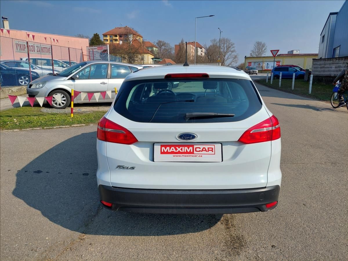 Ford Focus, 1,5 TDCi - fotka 6