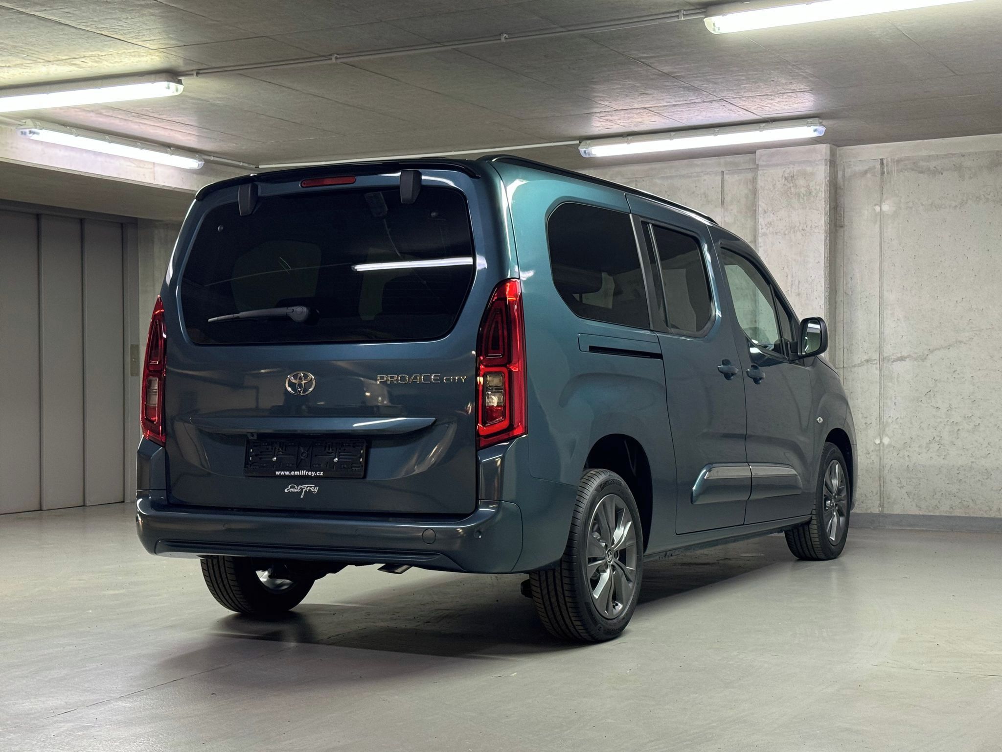 Toyota Proace City Verso, Family 1,5 AT Long 7 míst - fotka 5