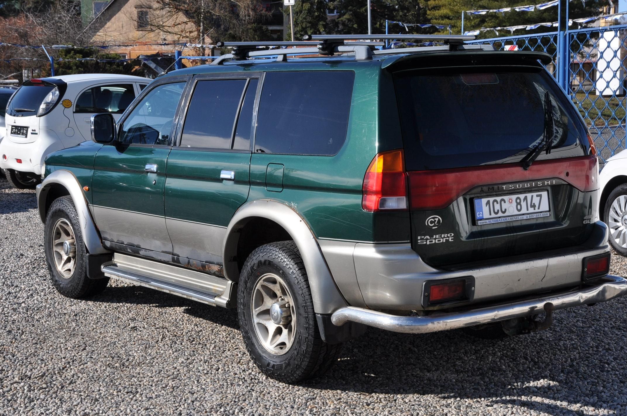 Mitsubishi Pajero Sport, 2.5Di 73kW 4x4 - fotka 4