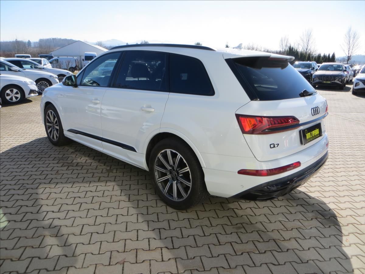 Audi Q7, 3,0 TDI 210kW quattro S-line - fotka 5