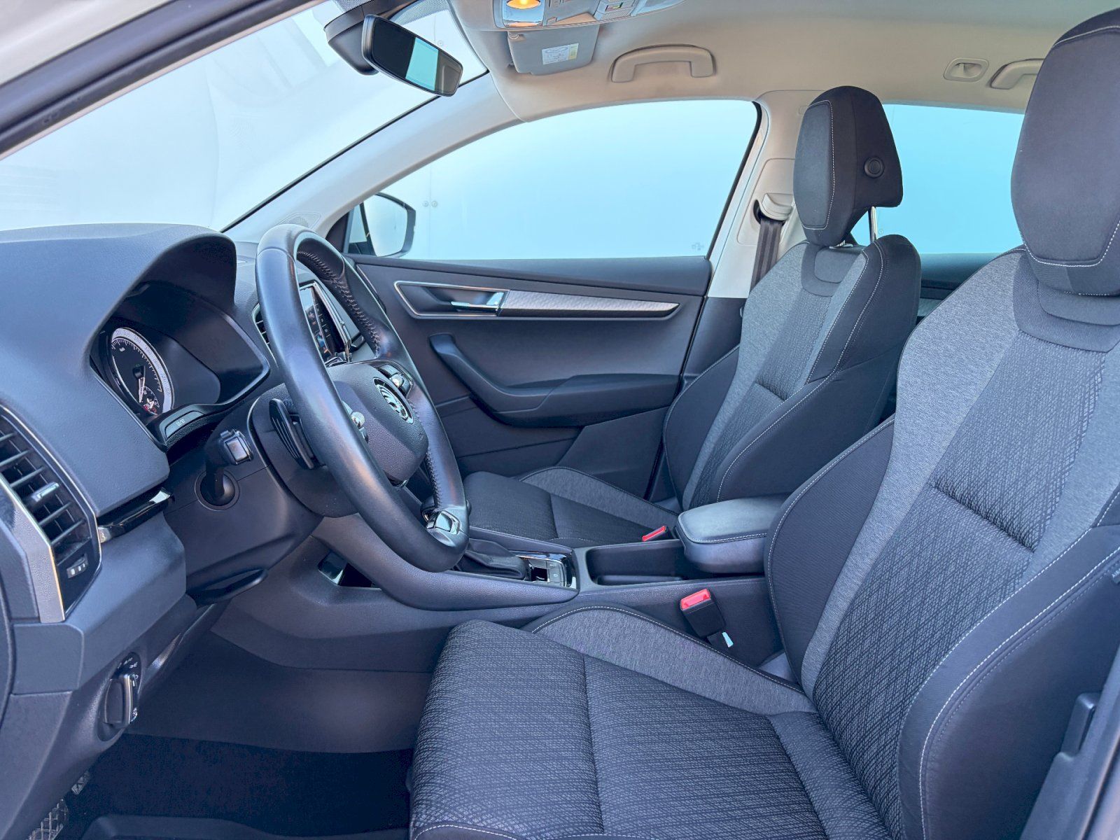 Škoda Karoq, DSG 1.5 TSI / 110 kW / STYLE P - fotka 6