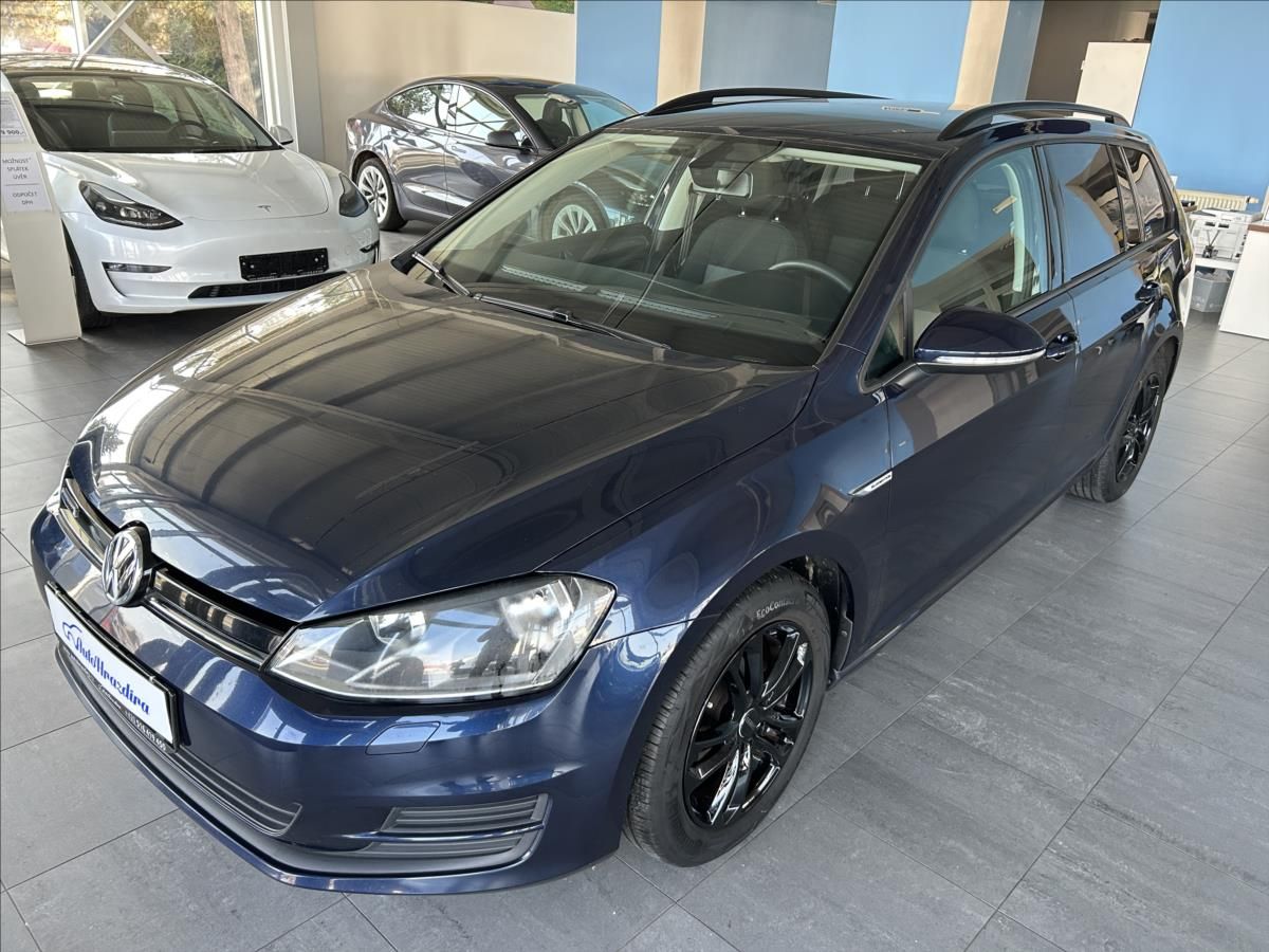 Volkswagen Golf, 1,6   TDI 81kW,SERVISKA - fotka 3