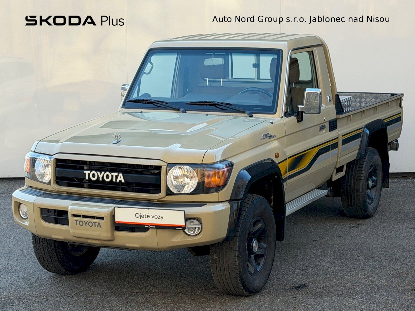 Toyota Land Cruiser, GRJ79L 70th Anniversary editio