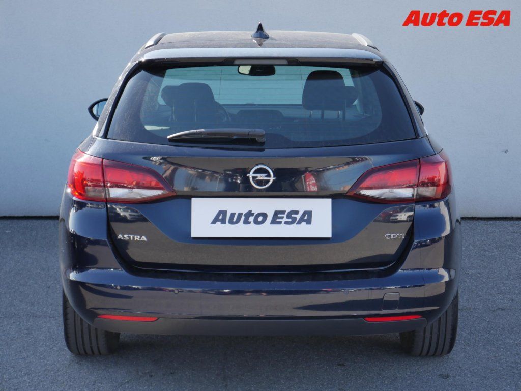 Opel Astra, 1.6 CDTi,AC,tempo - fotka 5