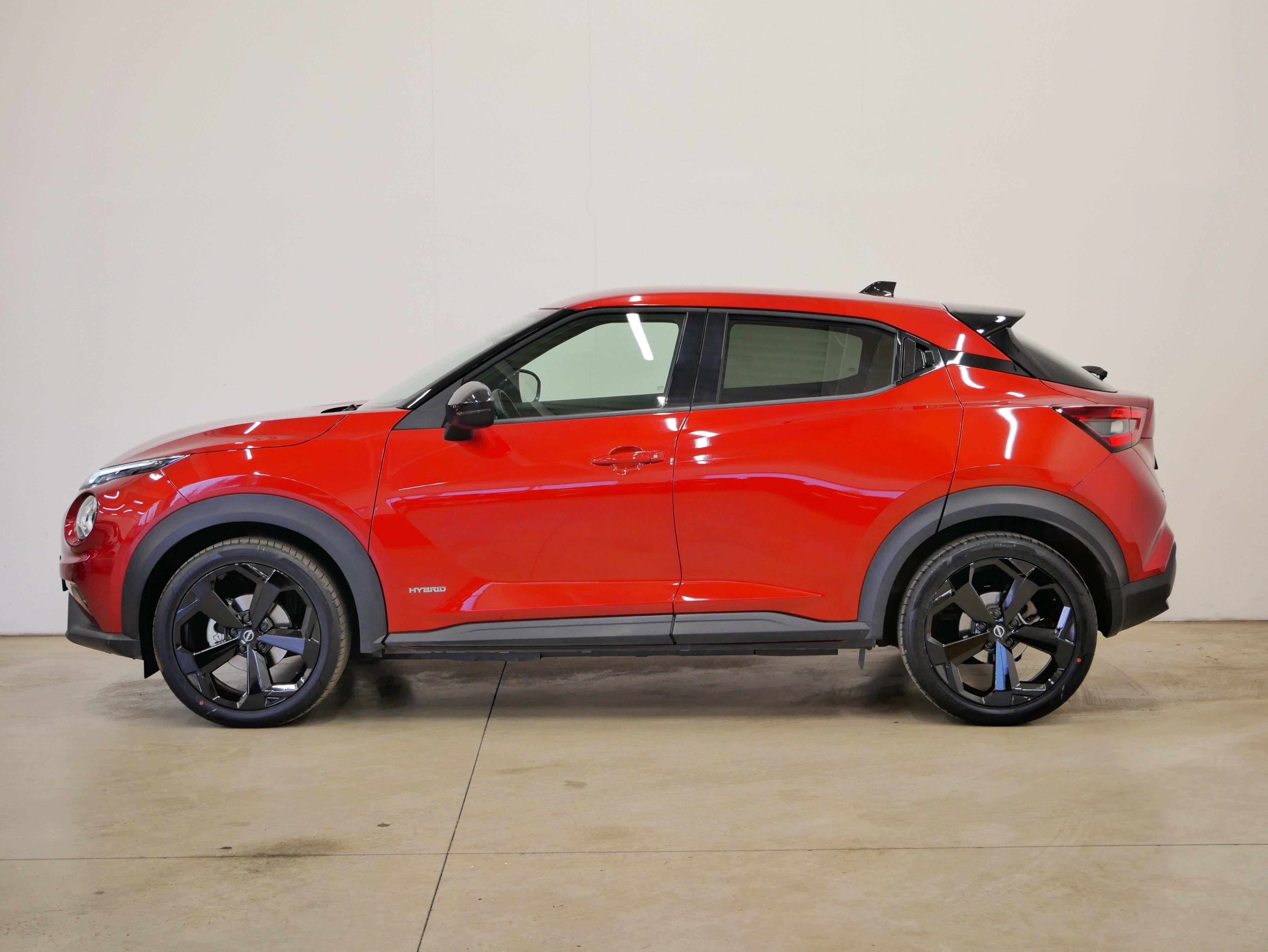 Nissan Juke, 1.6HEV 105kW AT N-Connecta - fotka 3
