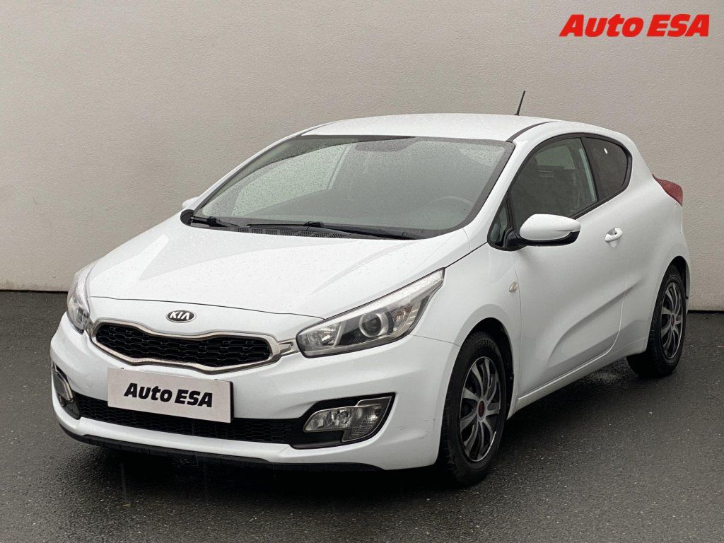 Kia Cee´d, 1.4 i,Style,TZ - fotka 3