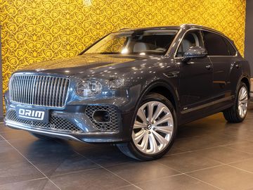 V8 AWD, PANO, TV, 360 CAM