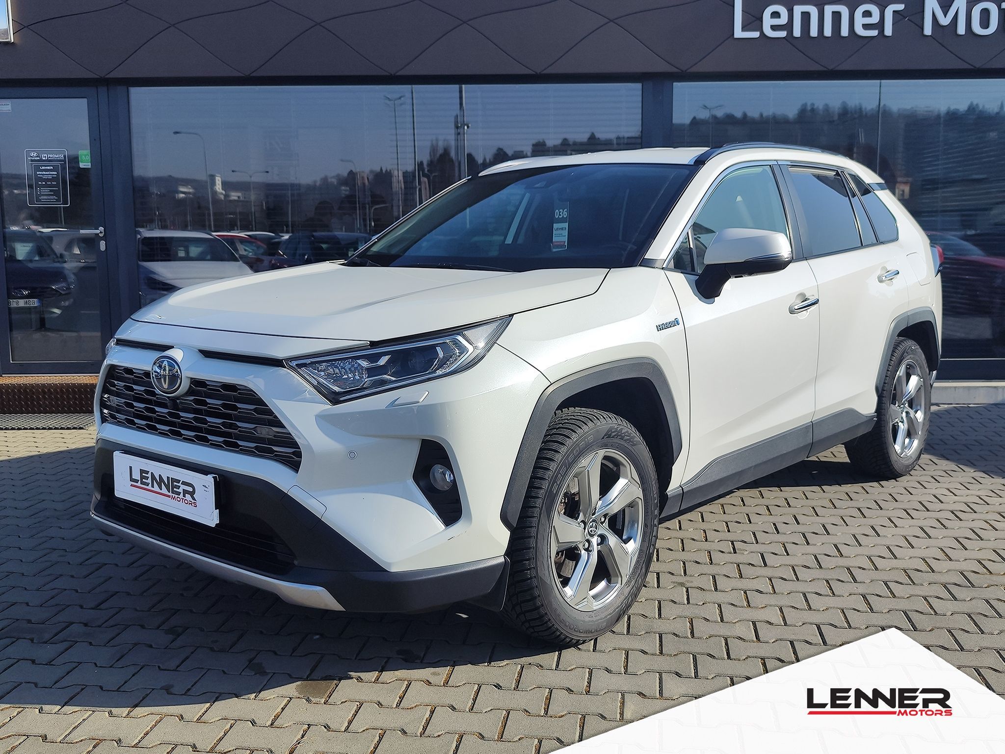 Toyota Rav4, 2.5 HEV/163kW Executive e-CVT