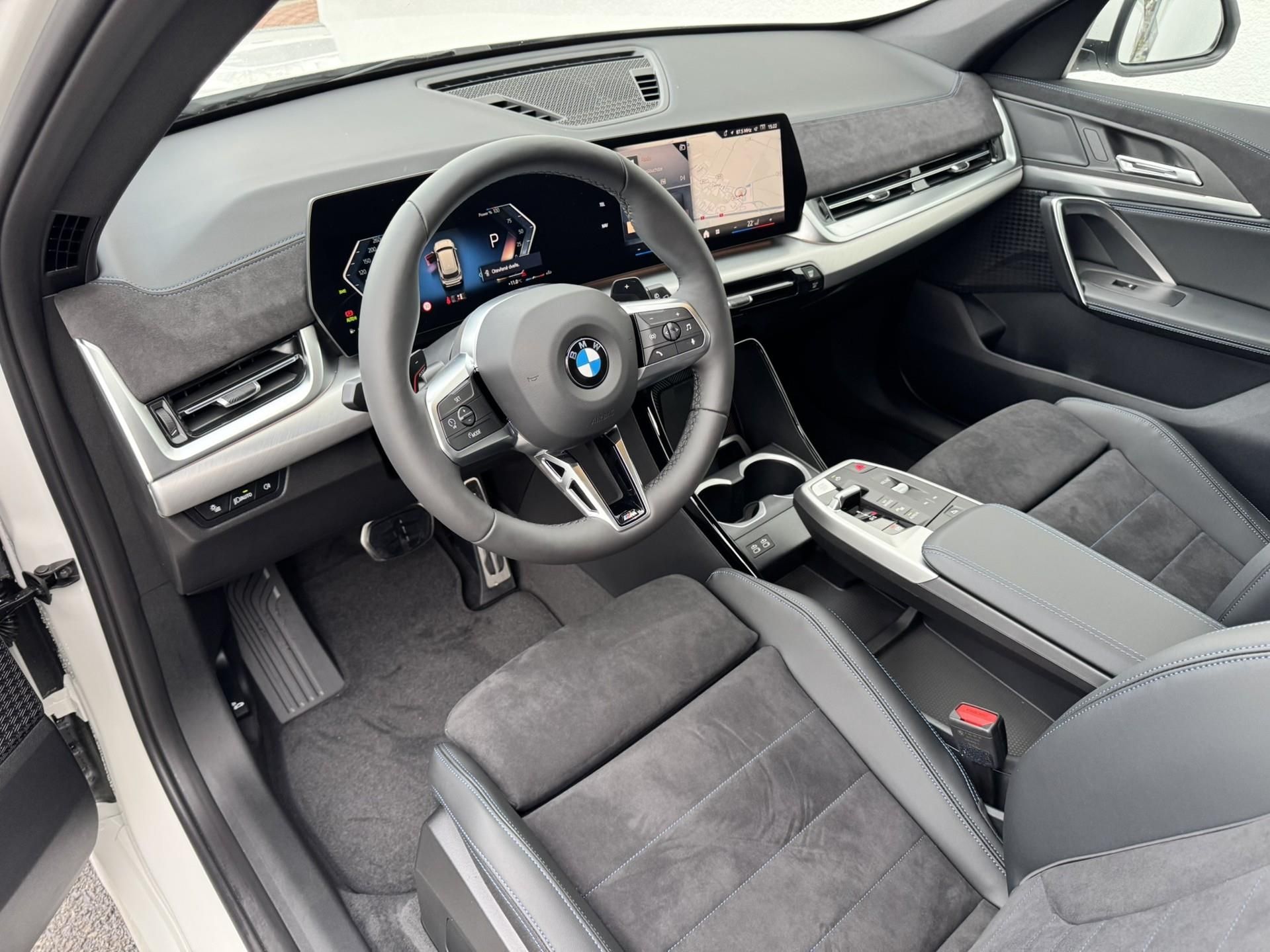 BMW X1, X1 sDrive20i - fotka 5
