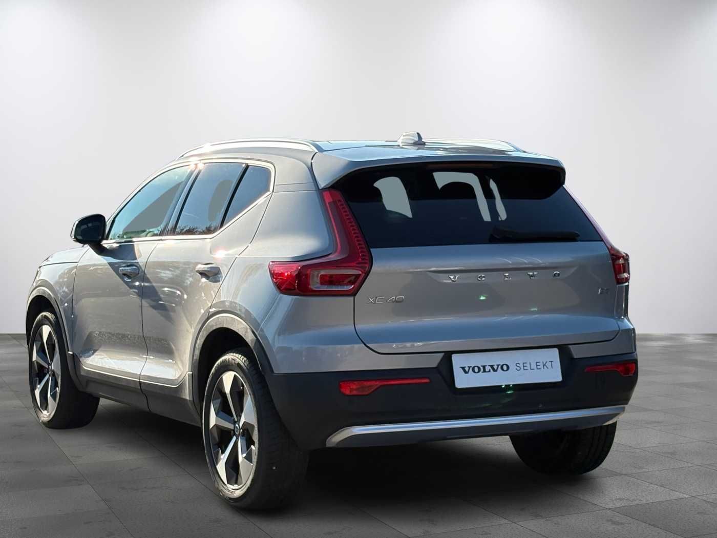 Volvo XC40, CORE B3, ACC, BLIS - fotka 3