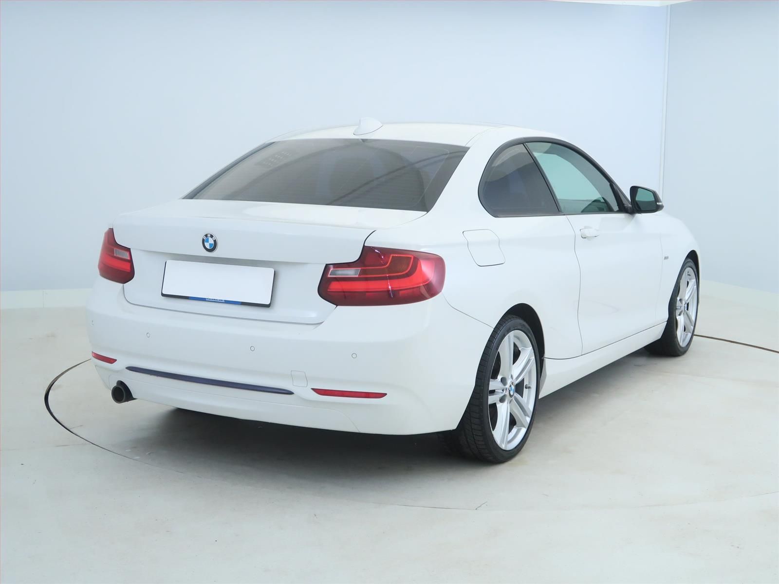 BMW Řada 2, 218d, Sport Line, Navi - fotka 5