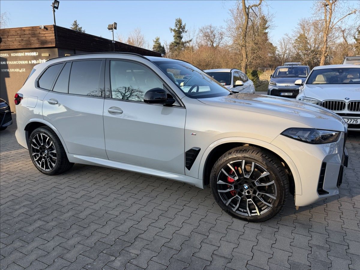 BMW X5, 30d Xdrive Msport pro - fotka 4