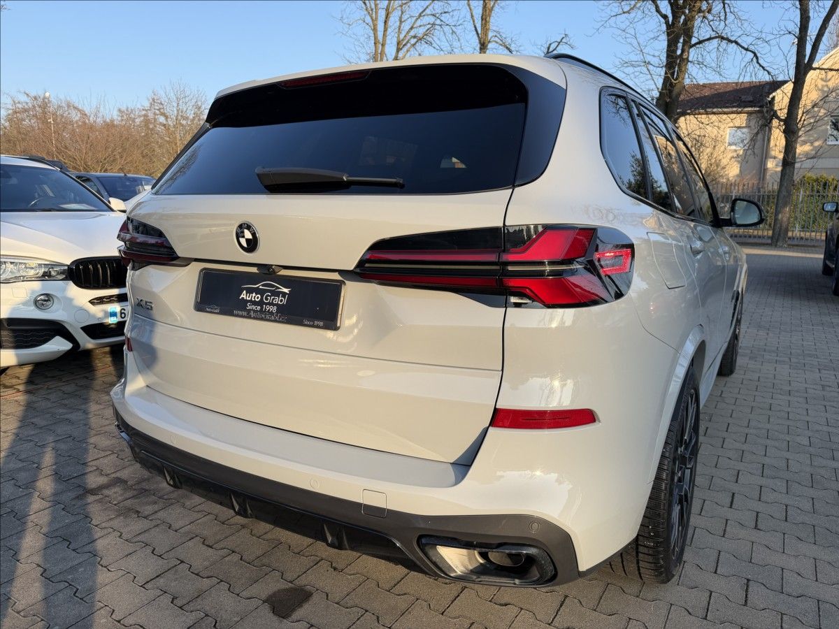 BMW X5, 30d Xdrive Msport pro - fotka 6