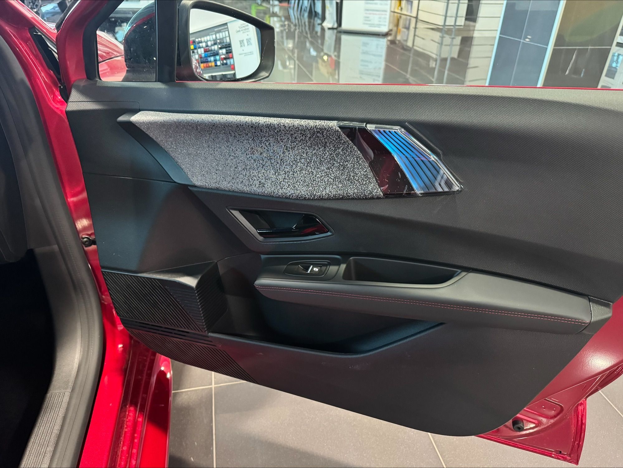 Renault Clio, techno full hybrid E-Tech 160 - fotka 5