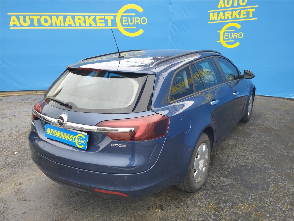 Opel Insignia, 2,0 CDTi 88KW - fotka 4